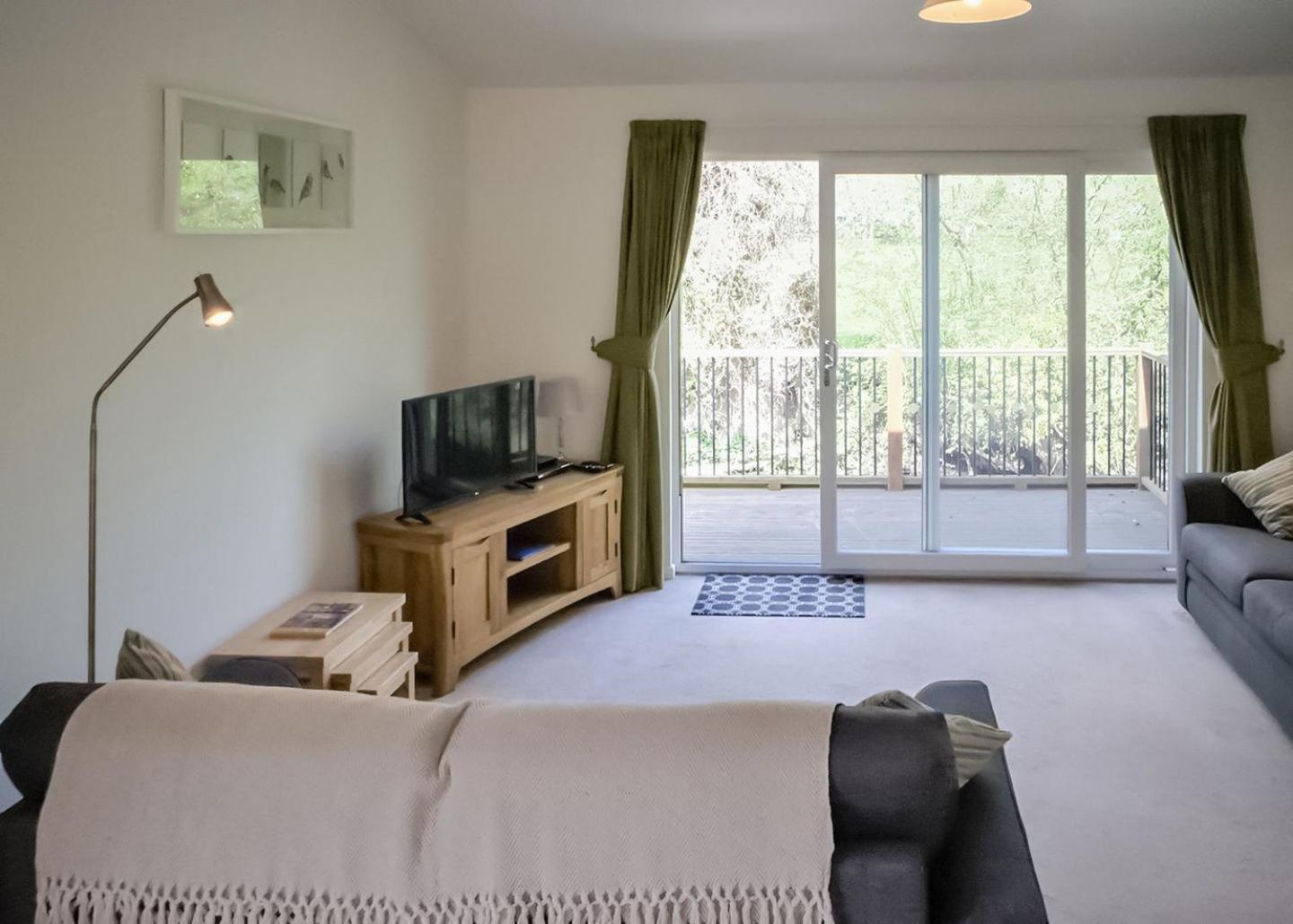 Clunton Clun Valley Lodges מראה חיצוני תמונה